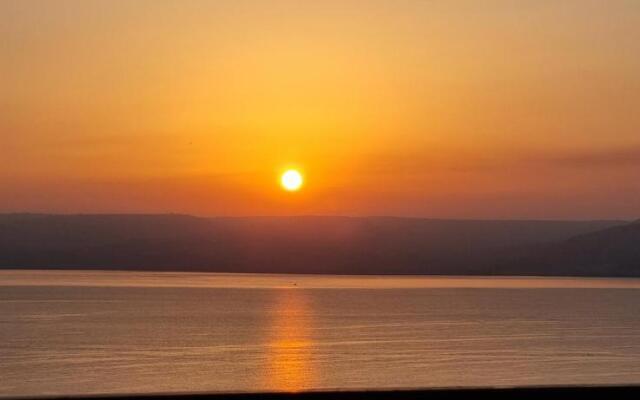Tiberias Suite