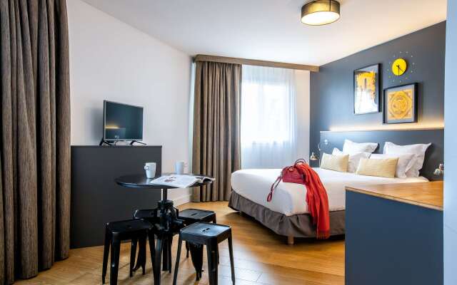 Best Western Plus Suitcase Paris La Defense