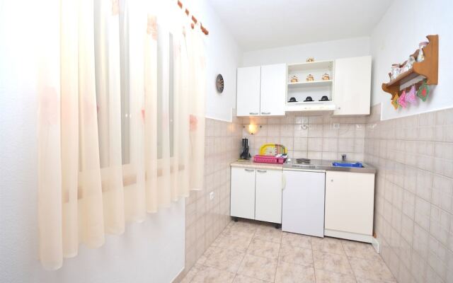Apartments Mirta