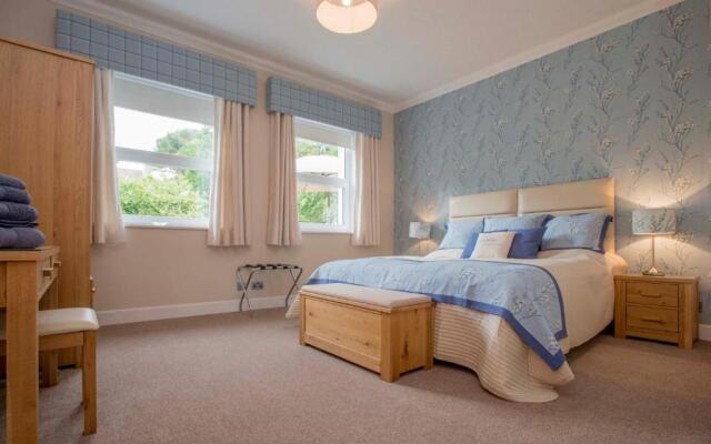 Seaview Lodge