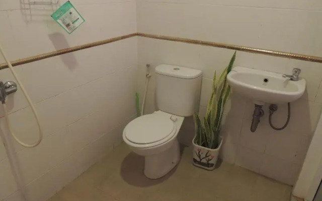 V Apartment