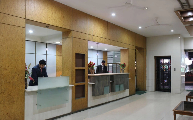 Hotel Kohinoor Plaza