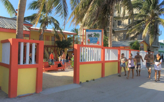 La Isla Resort