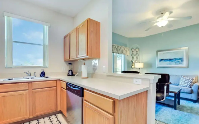 537 Regal Palms