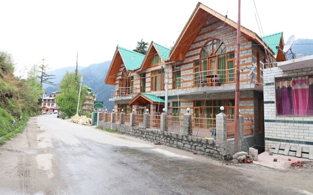 OYO 13716 Home Studio River View Naggar Road