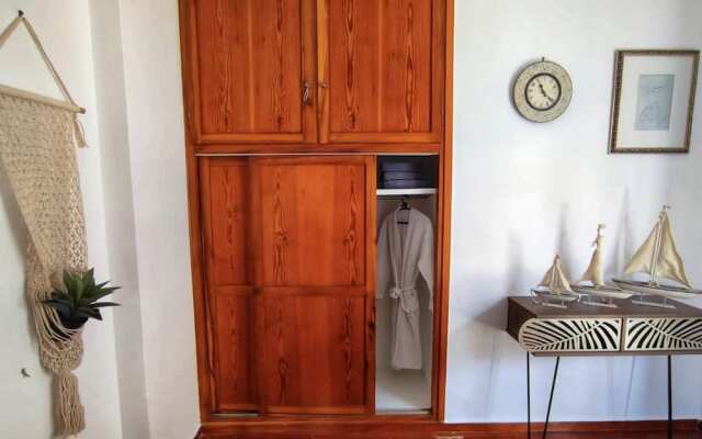 Charming Lefkada Town 2-bedroom Apartment