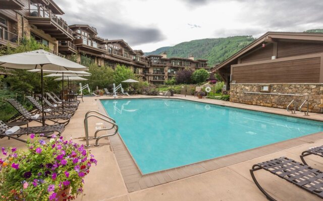 Manor Vail Lodge