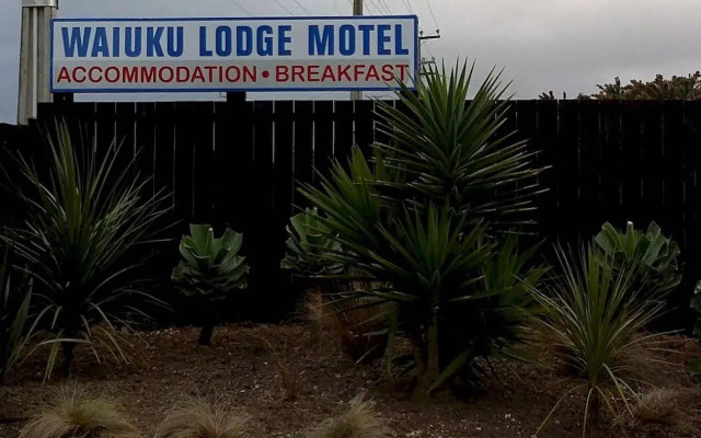 Waiuku Lodge Motel