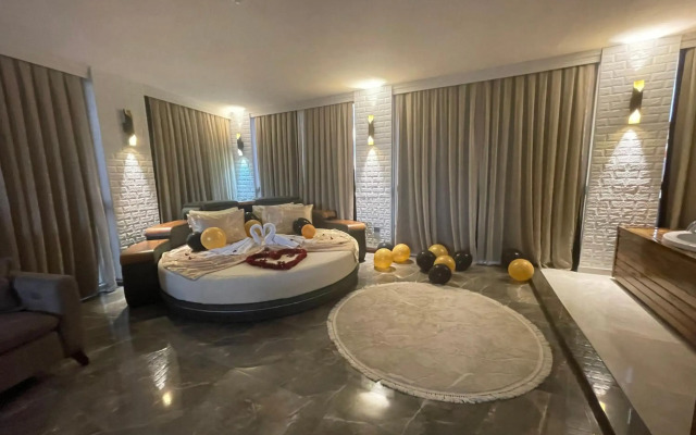 Le Luxe suites hotel & SPA