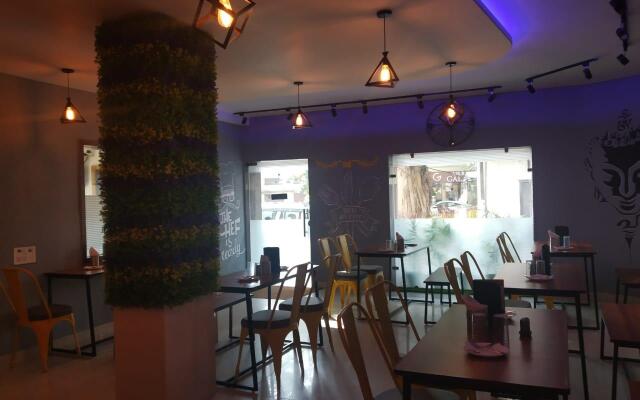 Divud Ecom Hotel