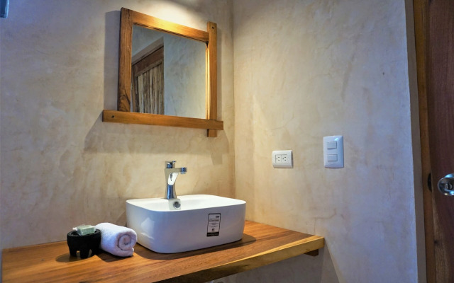 La Puerta Azul Beachfront - Adults Only
