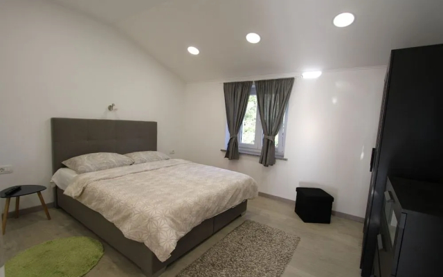 Villa Lenny
