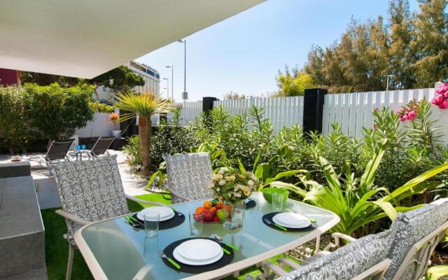 Beach House with private pool in San Agustín ET2