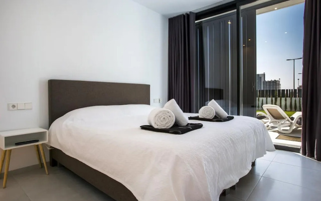 Villa Clem in Calp With 4 Bedrooms and 3 Bathrooms
