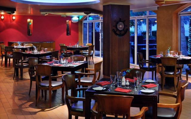 Mövenpick Hotel & Resort Al Bida'a Kuwait
