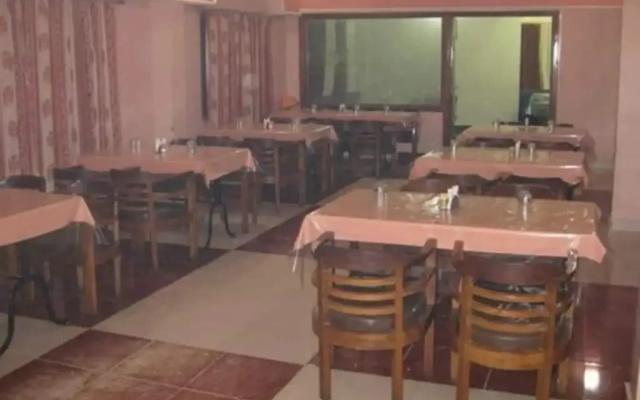 Bajaj Residency by OYO Rooms