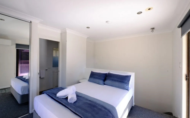 El Dorado Apartments