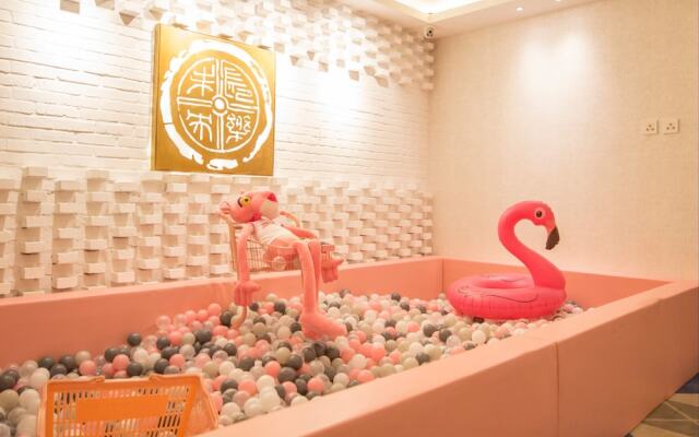 Weiyang Creative Hotel Chongqing Nanbin