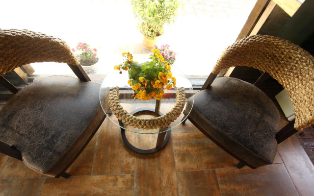 Pacific Sunrise Lijiang Inn