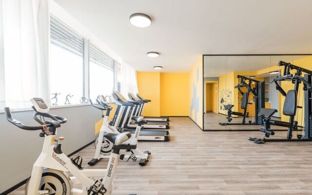 Atour Hotel Central Plaza Shangrao