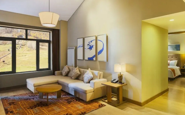 Holiday Inn Changbaishan Suites