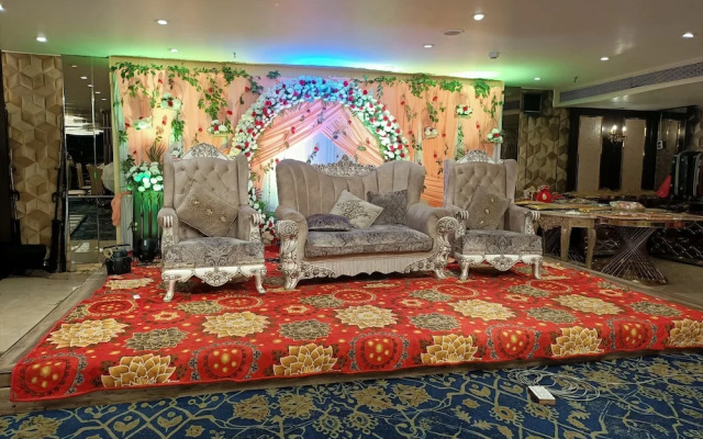 Hotel Harmony Inn