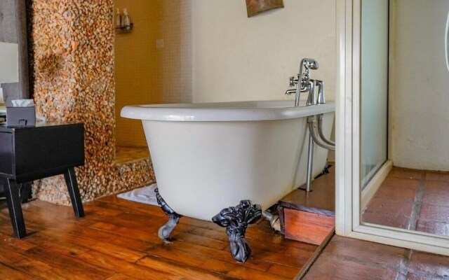 Le Petit Village Hotel & Spa