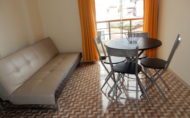 Elva's House