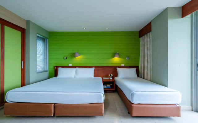 Long Beach Cha-Am Hotel