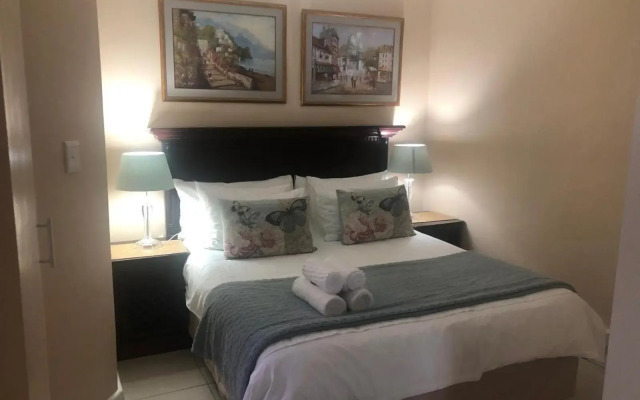 Somerset Lodge Montagau