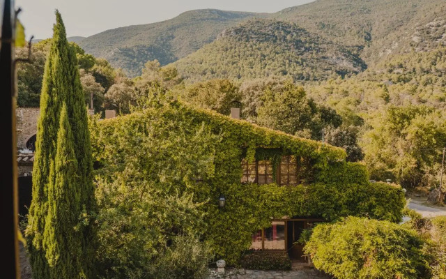 Off Grid Girona - New Opening (Adults Only)