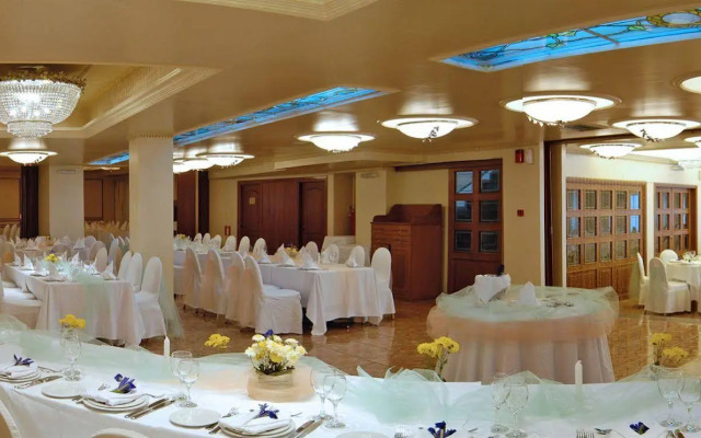 Oscar Hotel