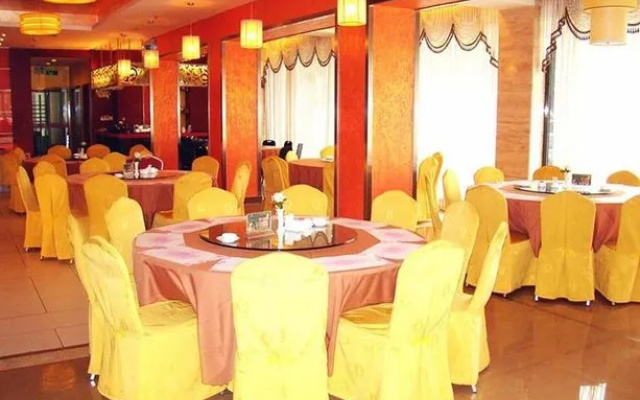 Huanying Living Hotel - Dongguan