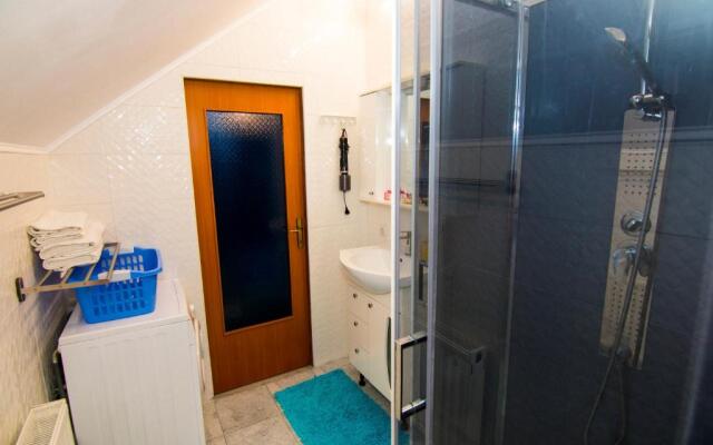 Beautiful Apartments in Villa near Airport