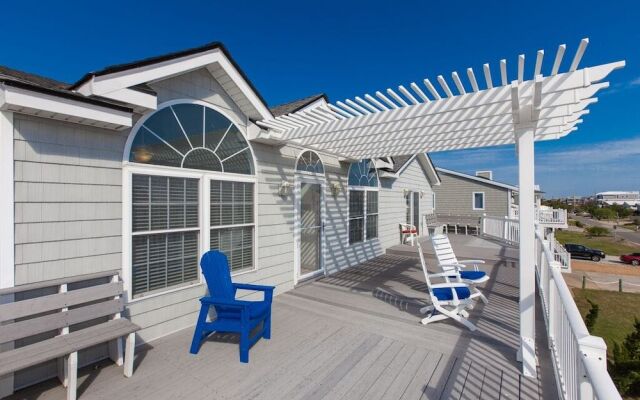 Mahana by RedAwning