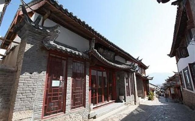 Lion Rock Baboo Park Hotel - Lijiang