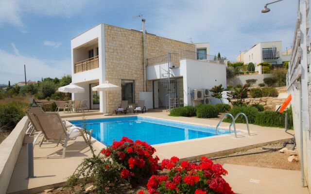 Villa Abbie, Panoramic Sea Views