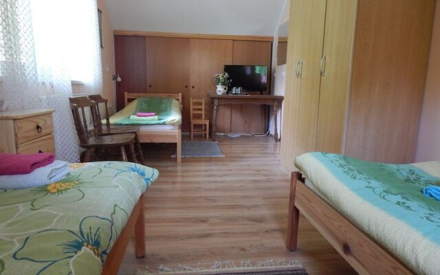 Sunny Holiday House B&B