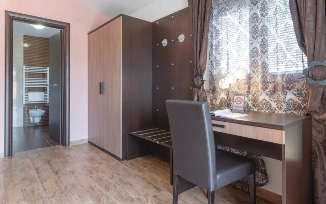 Beautiful Home in Betiga With Wifi and 3 Bedrooms
