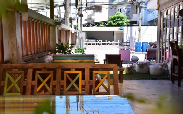 De Hostel