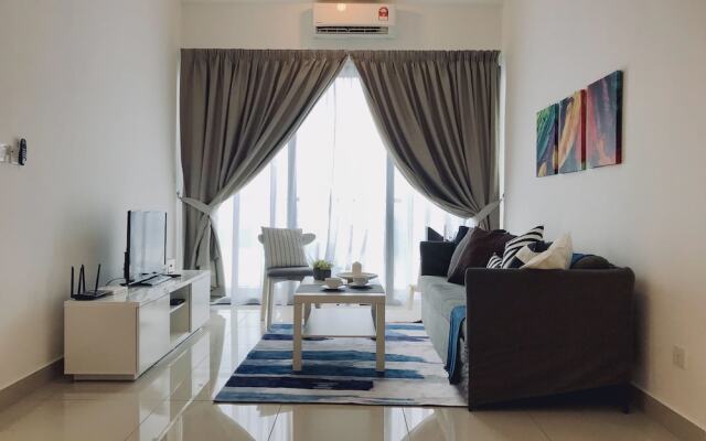 SkyVilla D'island Puchong by BeeStay