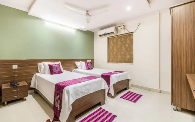 Iroomz Hotel Fusion Inn