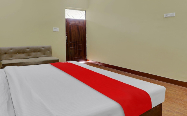 Hotel O Takrohi Hospital Road