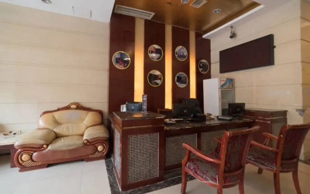 Panda Cub Hotel China West Normal University Branch