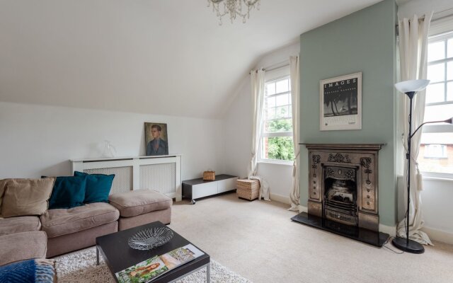Bright 2Br Home In Wimbledon 4 Guests
