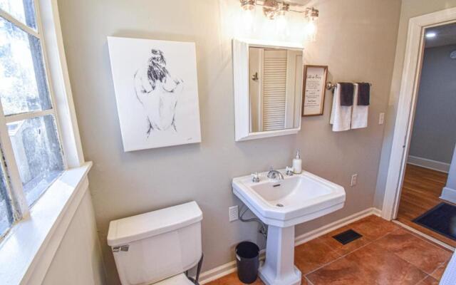 Sweet Home Alabama Sleeps 8