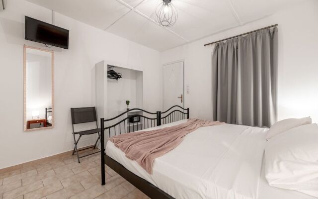 Zante Riva Studios