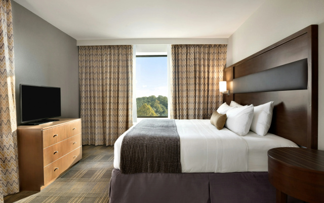 DoubleTree by Hilton Charleston Mount Pleasant