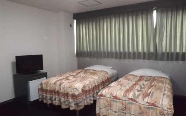 Mitsukaido Sky Hotel