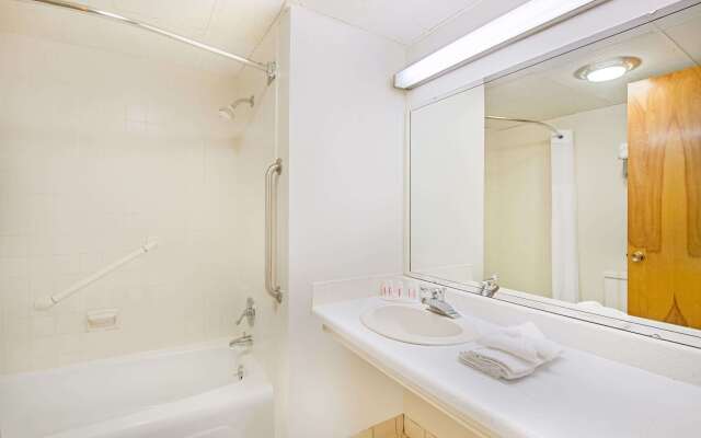 Baymont by Wyndham Sandusky